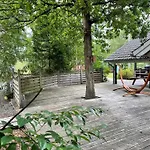 펜션 Stunning In With 3 Bedrooms And Wifi *