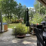 Stunning In With 3 Bedrooms And Wifi * Rønde