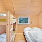 Stunning In With 3 Bedrooms And Wifi *