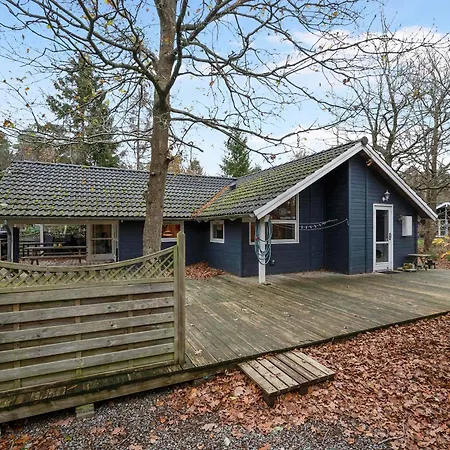 Stunning In With 3 Bedrooms And Wifi *